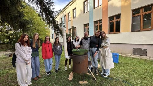 560560793 1384378033691948 8855664852735980933 n