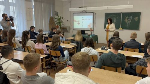 581729342 1411656160964135 667753131746326713 n