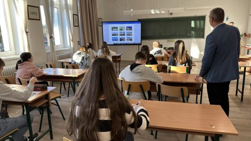 589958230 1425192452943839 7398893449572872790 n