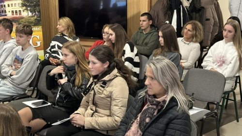 590048340 1425192596277158 6478291376036845154 n