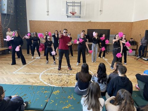 653700900 1521801133282970 8512647497288806622 n