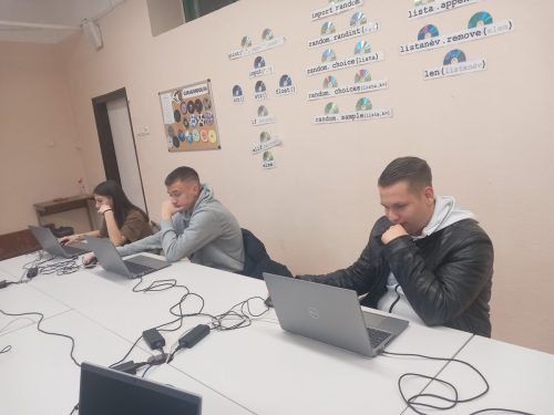 654821544 1529102055886211 2730582831420379815 n