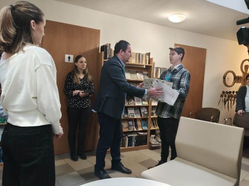 626245383 1482803040516113 4588527889242765693 n