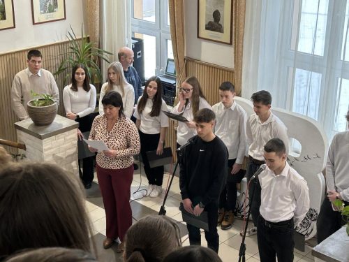 618654383 1470296491766768 1132657654685713447 n